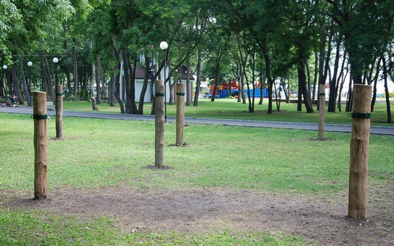 Задигнаха безплатните хамаци в Морската градина