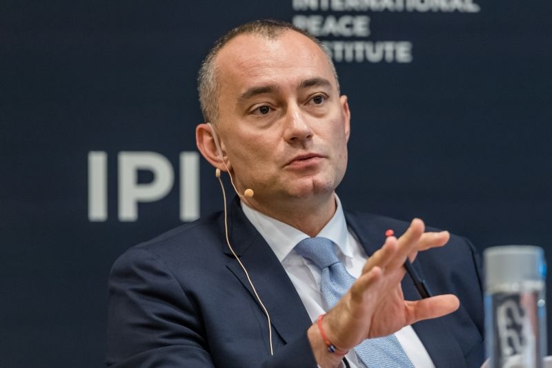 Файненшъл таймс: Николай Младенов застава начело на ръководството на Газа