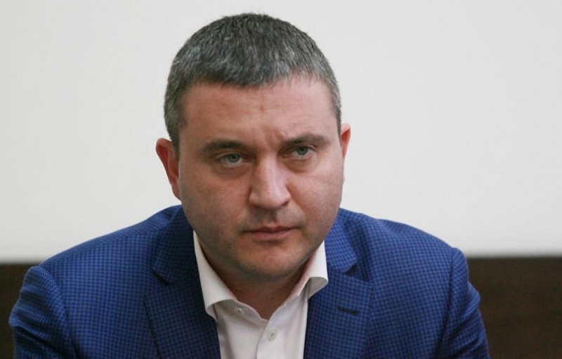 Горанов призова Божков да си плати дълговете към държавата