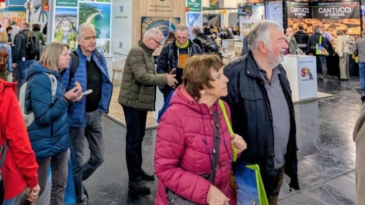 Криза: Туризмът в паника заради спирането на чартърните полети от Германия до Варна и Бургас