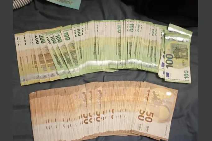Разбиха престъпна група за пране на пари 