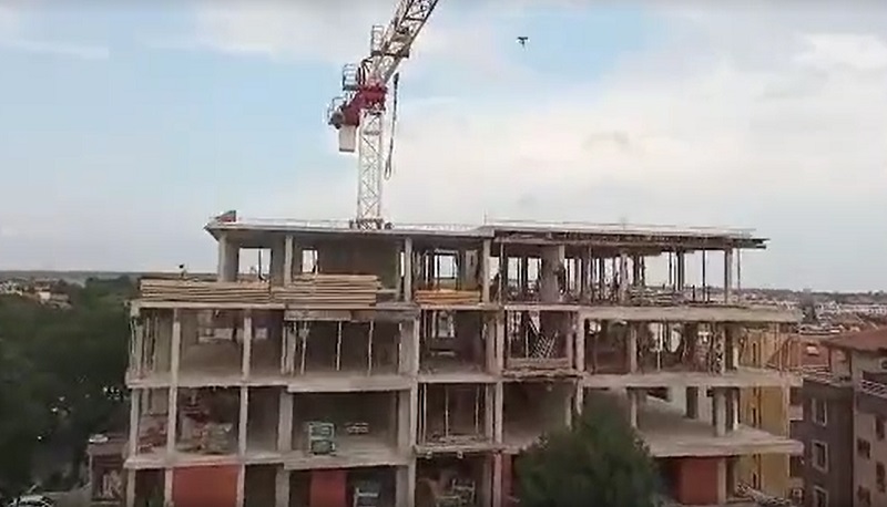 Инспекцията по труда започва масови проверки в строителството