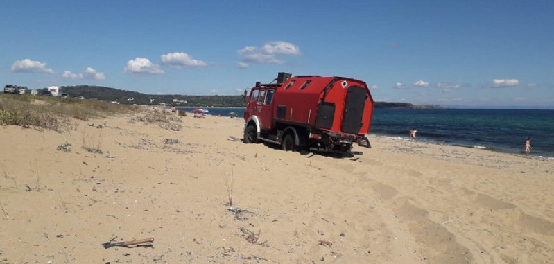 Пожарна – кемпер нагази на Шофьорския плаж
