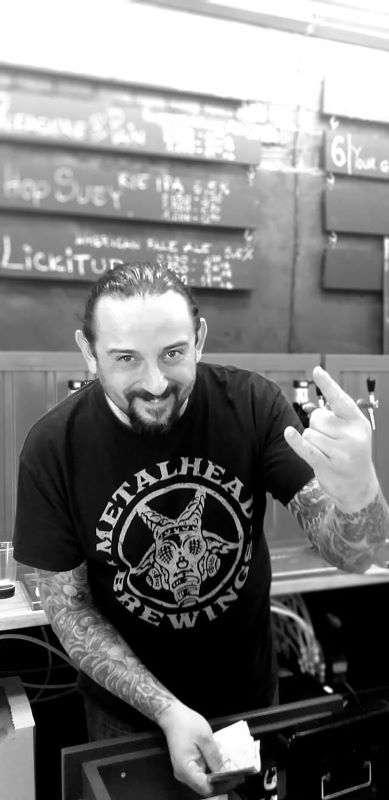 Тошко Георгиев от „Алкофилия“ и Metalhead Brewery забърква със страст музика и бира 