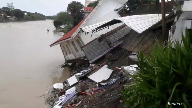 Смъртоносни наводнения и свлачища във Филипините