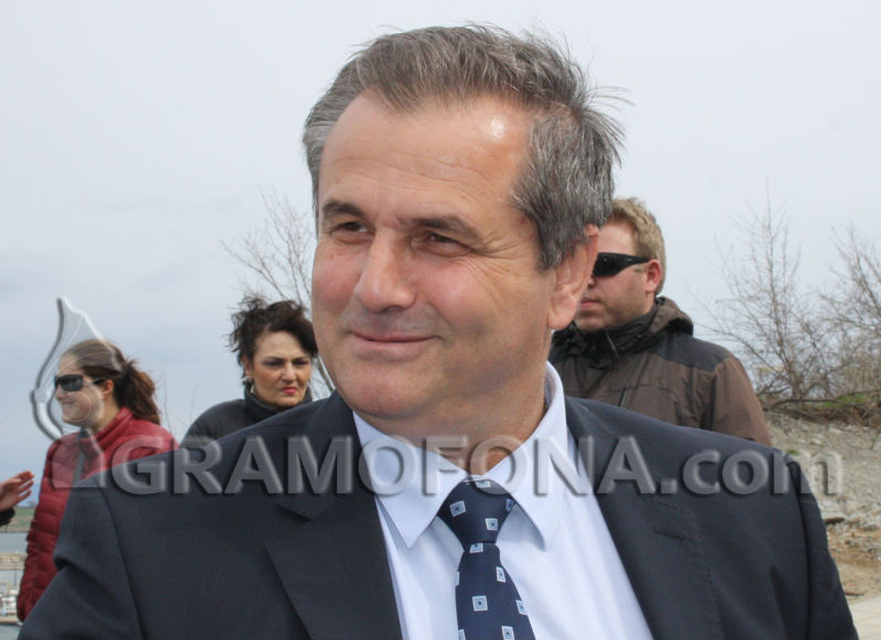 Съдът решава дали да отстрани от длъжност кмета на Созопол