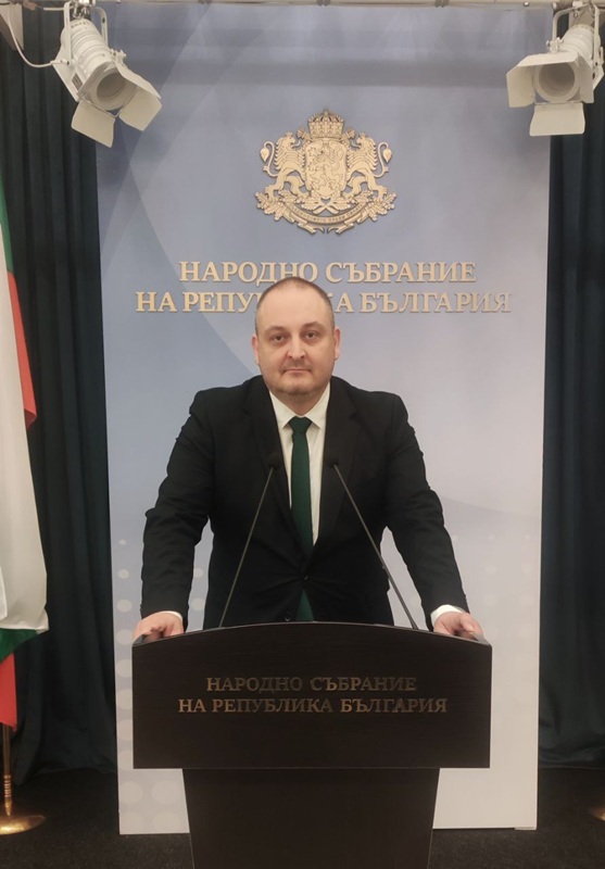 Възраждане: Заплати има, магазини няма – „Магазин за хората“ без реален ефект