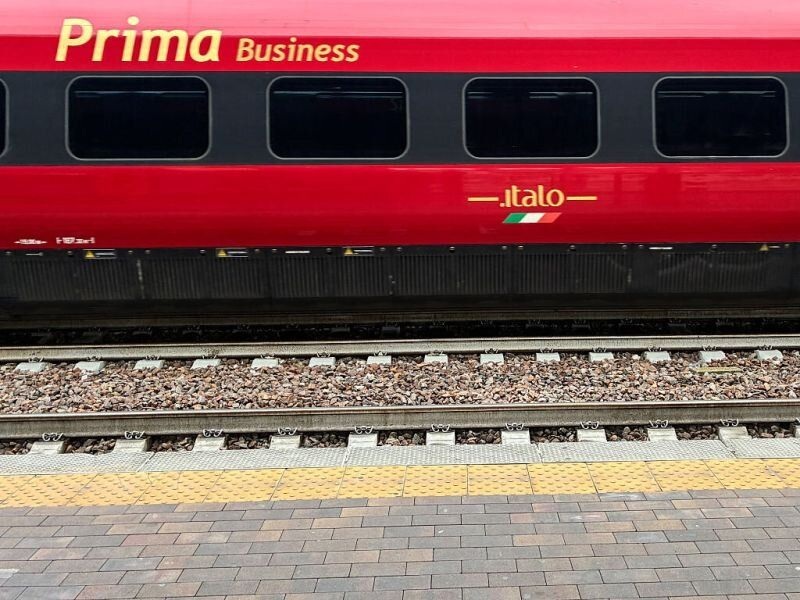 Анархисти са прекъснали движението на жп транспорта на Олимпийските игри в Италия