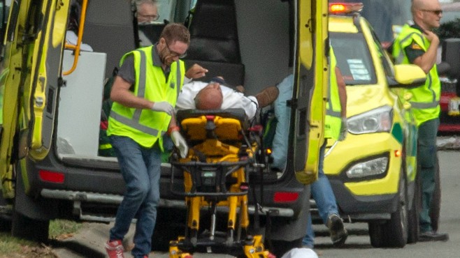 Множество жертви на масова стрелба в две джамии в Нова Зеландия