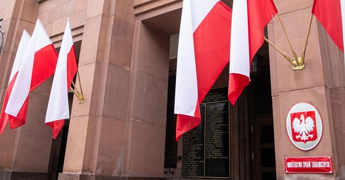 Полша прави първа крачка към разпадане на ЕС