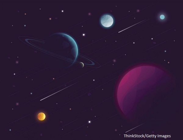 Астрономи наблюдаваха звезда, която май „изяжда“ малка планета