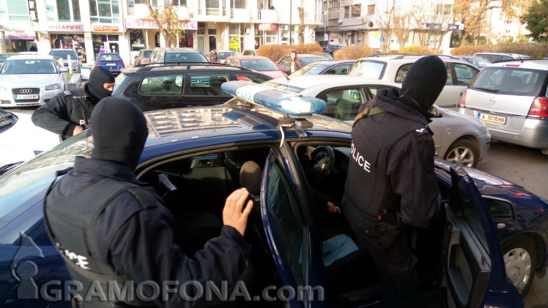 Спецпрокуратурата поиска арест за седем от арестуваните за наркотици в Бургас