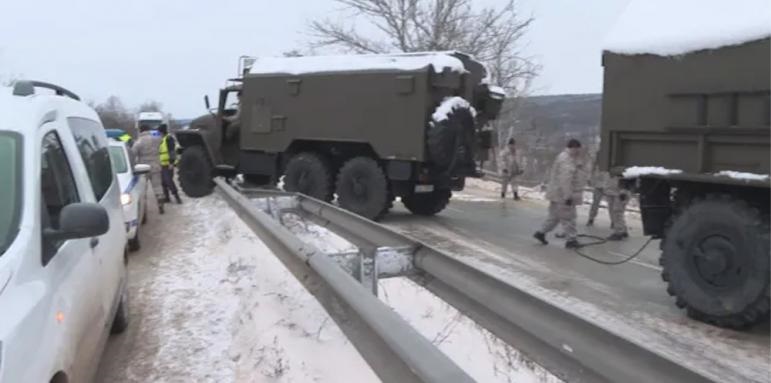 Военен камион катастрофира край Враца