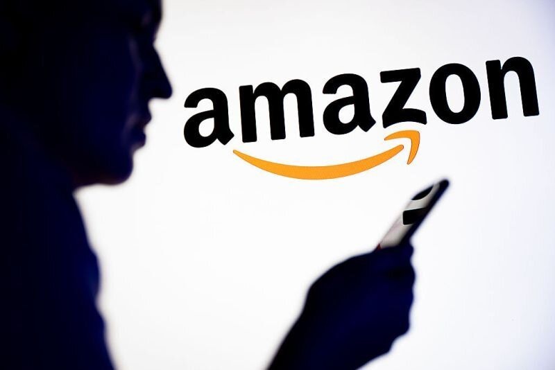 Amazon съкращава 16 000 работни места по света