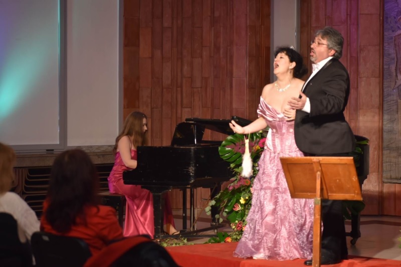 Новата поредица „Солистите на Държавна опера – Бургас“ започва с концерт на Людмила Михайлова и Йордан Христозов