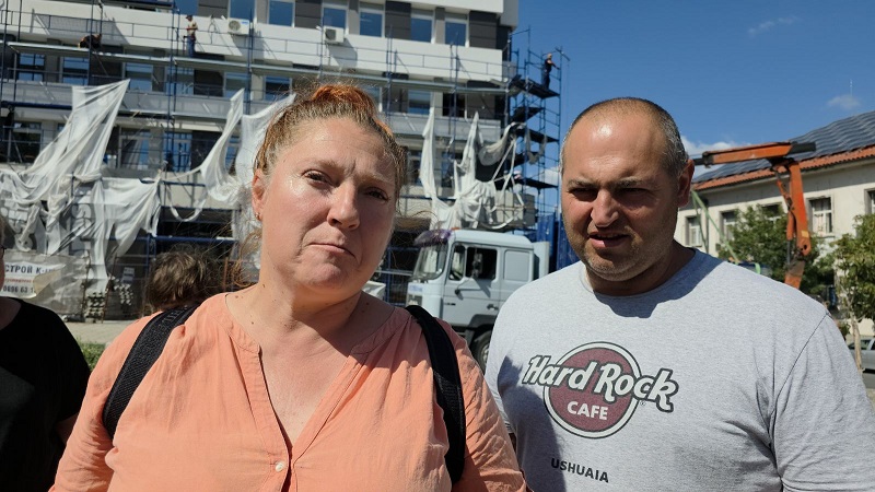На жителите на Росеново им прекипя, пътят до селото като в ивицата Газа (видео)