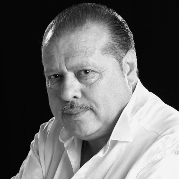 Почина Агент Тенев