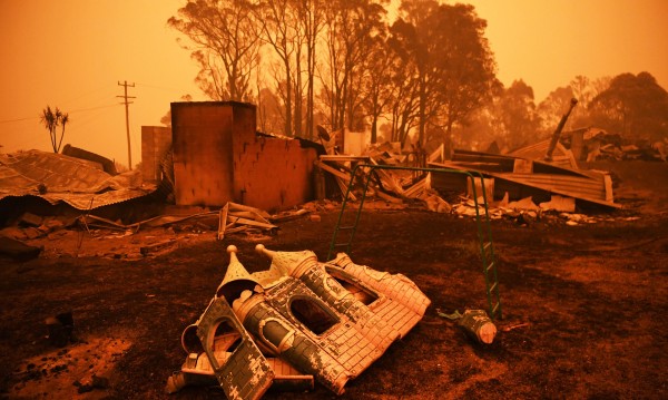 2000 къщи са унищожени от пожарите в Австралия