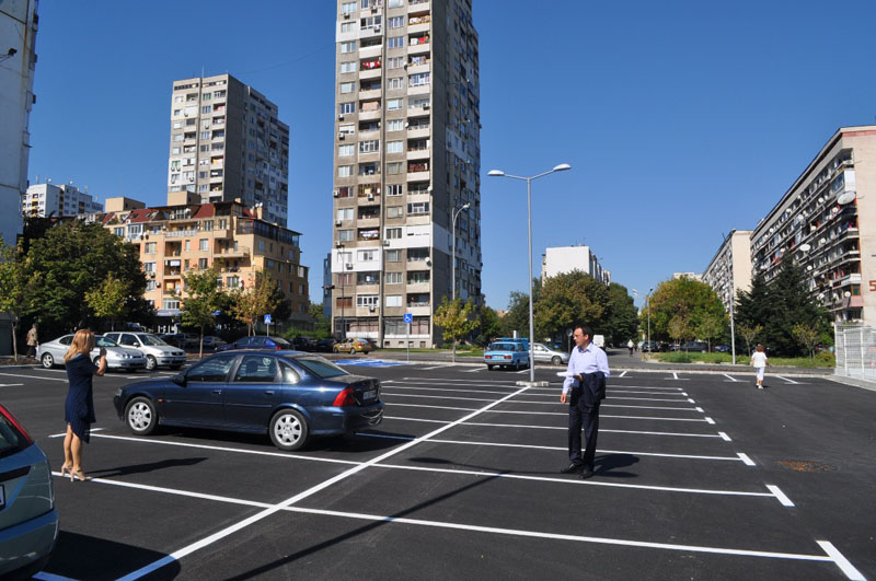 Готов е новият паркинг до бл. 55 в “Славейков”