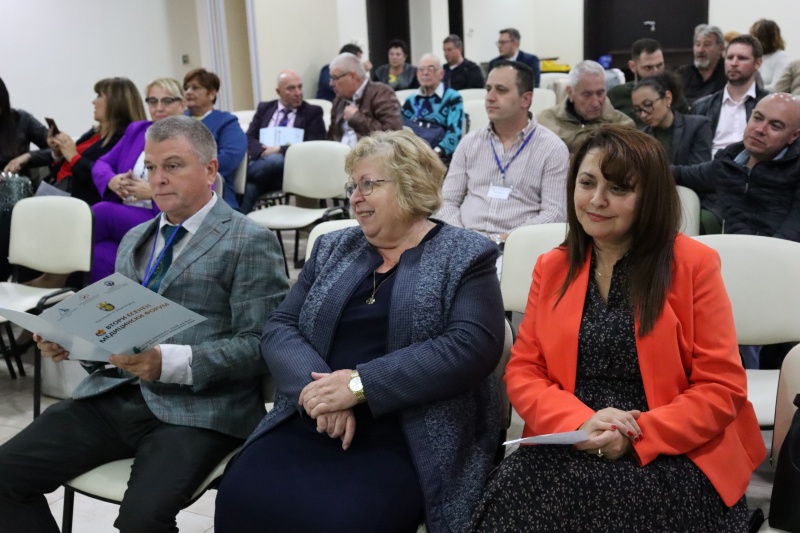 Есенен форум събра десетки медици в Бургас