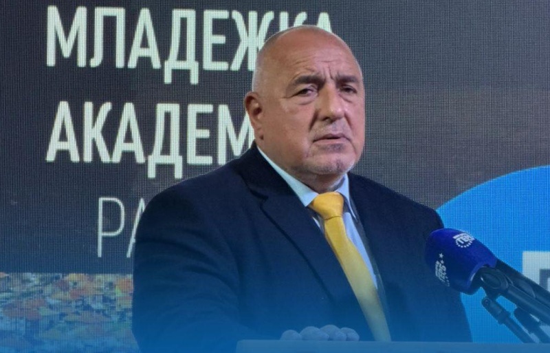 Борисов: Ако паднем, идват ПП-ДБ, Възраждане, Величие, МЕЧ, черепи, кости и Илияна Йотова