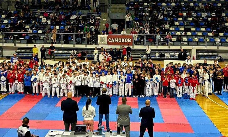 9 медала донесоха в Бургас състезателите на Карате клуб „Цанев” от Националното първенство по карате