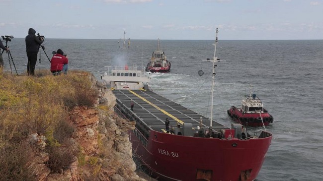 Край на сагата Вера Су, корабът пътува към Варна