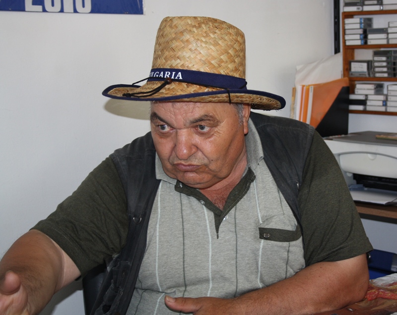 Бай Киро пита: Защо няма отбивка за автобуса?