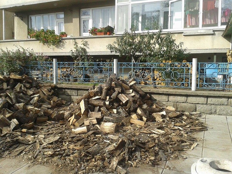 В Царево се готвят за зимата
