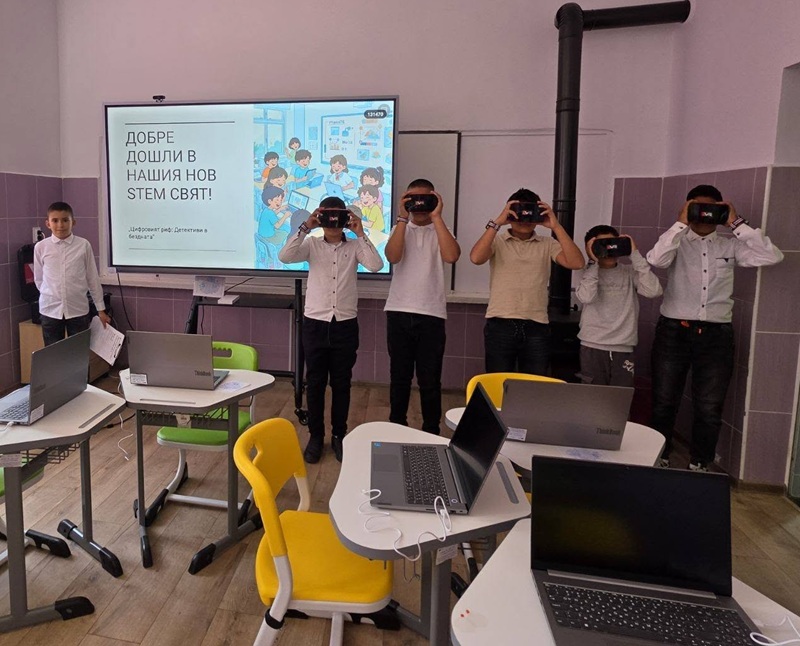 Два модерни STEM кабинета откриха в сунгурларското село Манолич