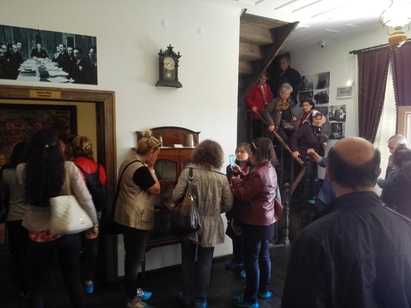 Тълпи от туристи в къщата на Кемал Ататюрк в Лозенград