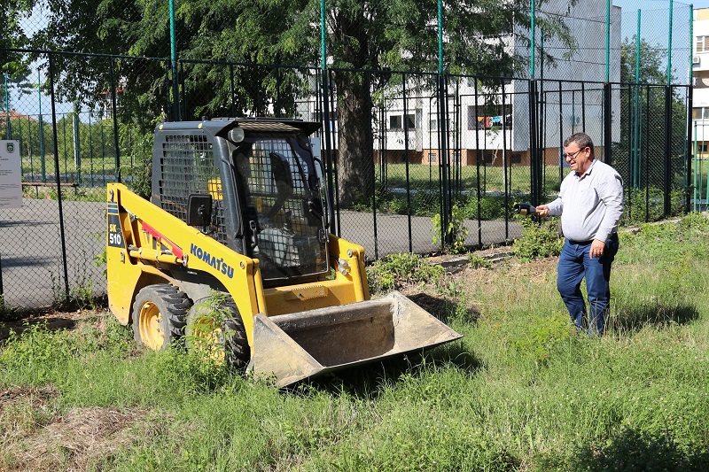 Правят фитнеси на открито в Камено и Троян