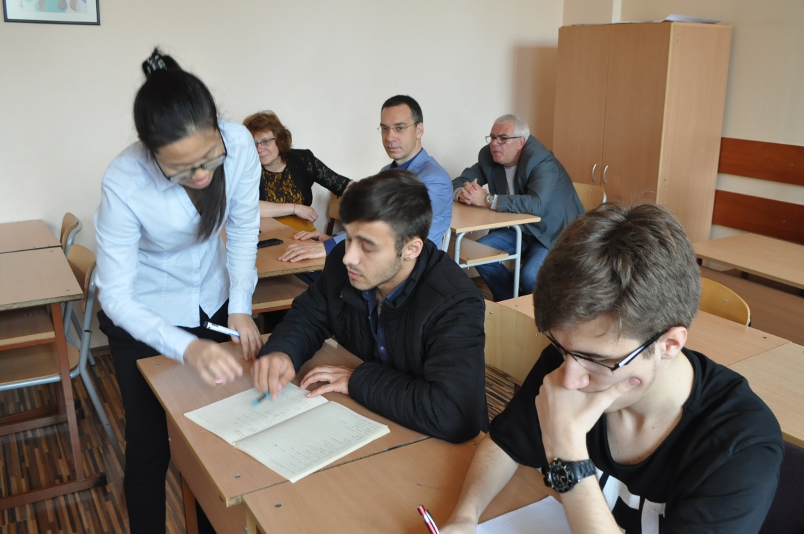 Бургаски ученици преследват добро ниво на владеене на китайски език