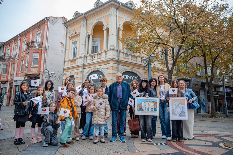 Архитектурни шедьоври на Бургас оживяват в картини на деца