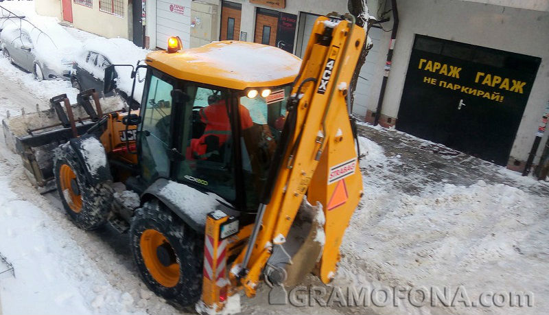 Започва почистване на вътрешните улици в Бургас