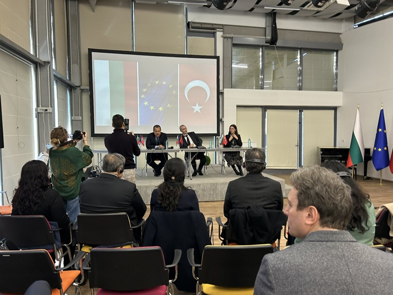 Трансграничен проект повишава капацитета в областта на миграцията