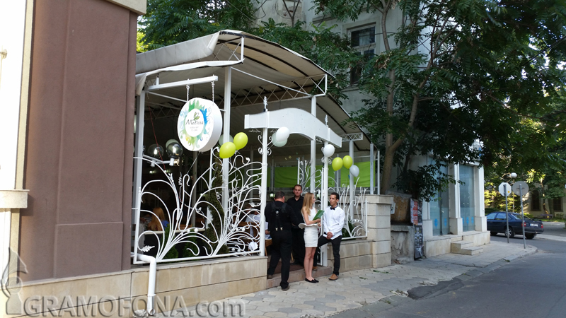 Първият ресторант за здравословно хранене в Бургас отвори врати 