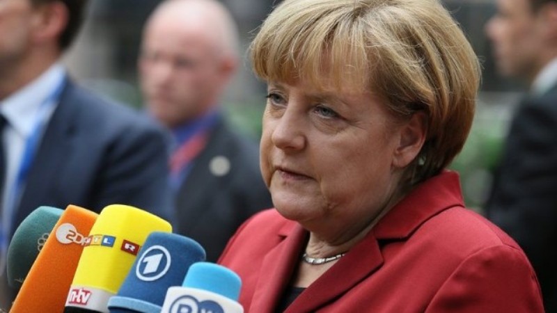 Германският канцлер осъди забраната на Тръмп за влизане на бежанци в САЩ 
