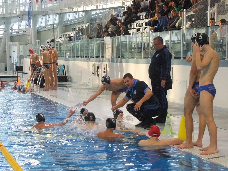 Два бургаски отбора се класираха за финала по водна топка