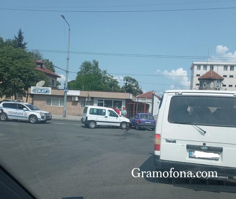 Катастрофа на метри от затвора в Бургас