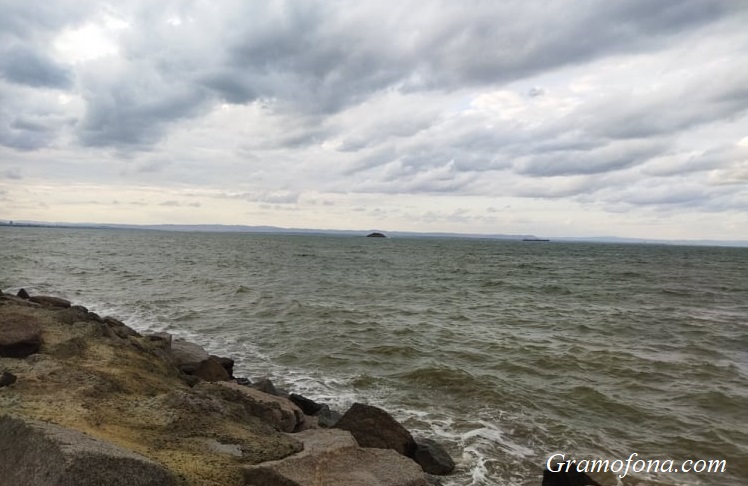 Какво ще бъде времето през уикенда