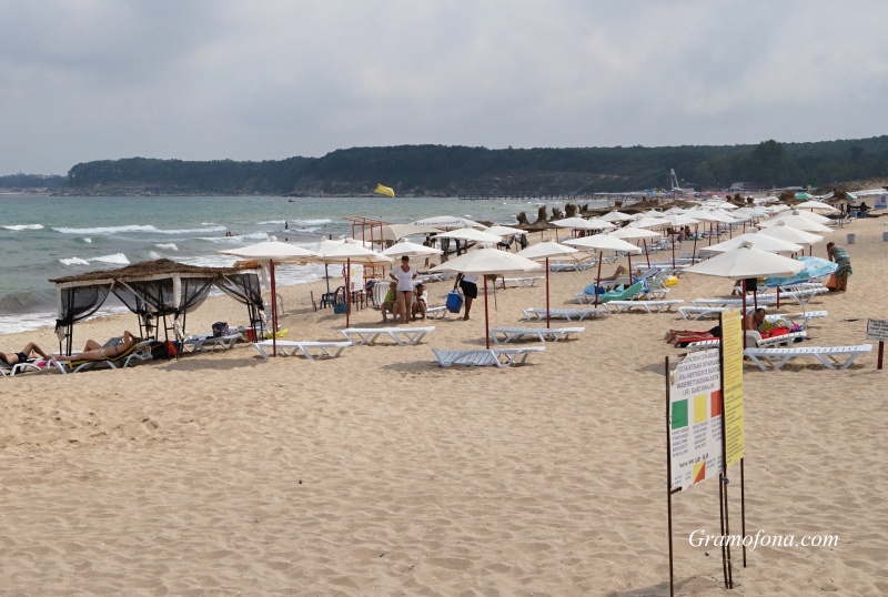 Министерството на туризма обяви търг за плаж в Приморско