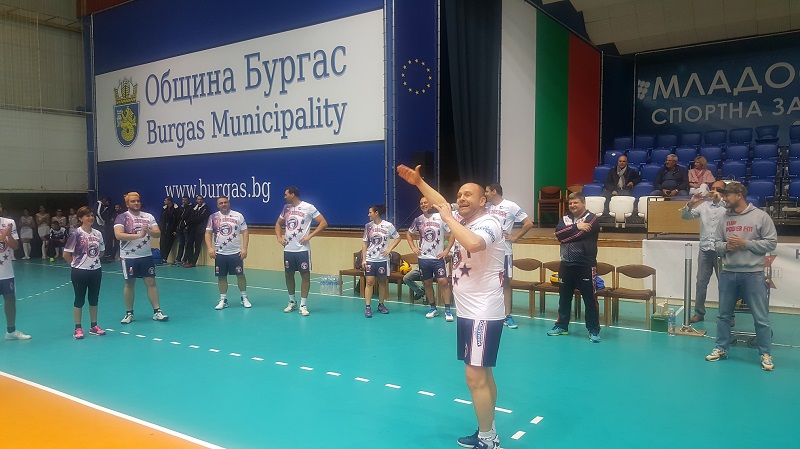 БГ звезди застанаха зад „ДЕЯ ВОЛЕЙ“ в подкрепа на бургаския волейбол