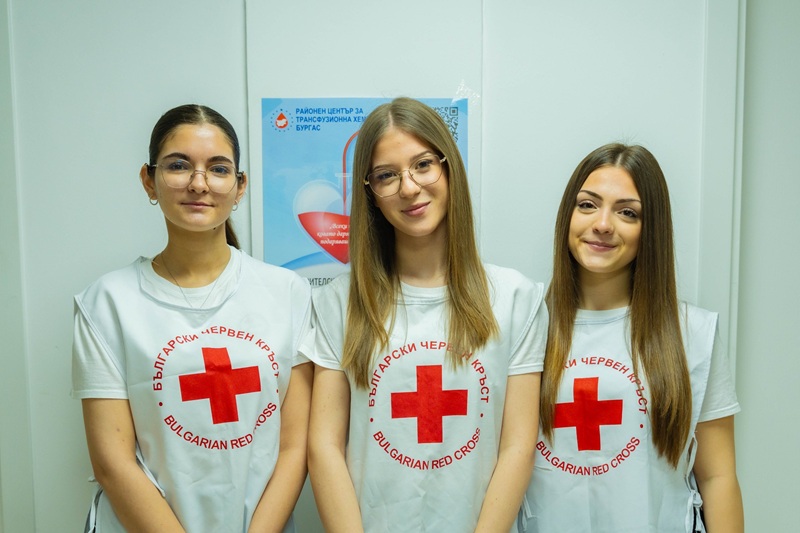Кръводарителската кампания в Царево събра 46 доброволци в името на живота