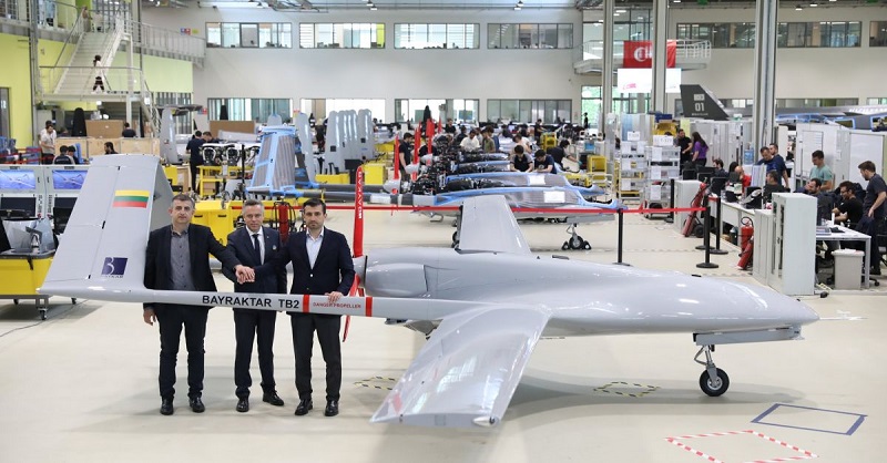 Турция ще дари дрона "Байрактар", за който литовци събраха 5 милиона евро