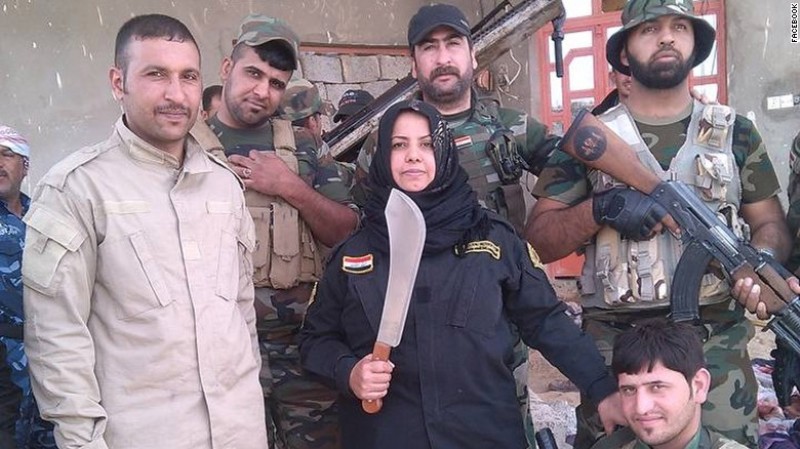 Иракчанка готви глави на терористи за отмъщение 