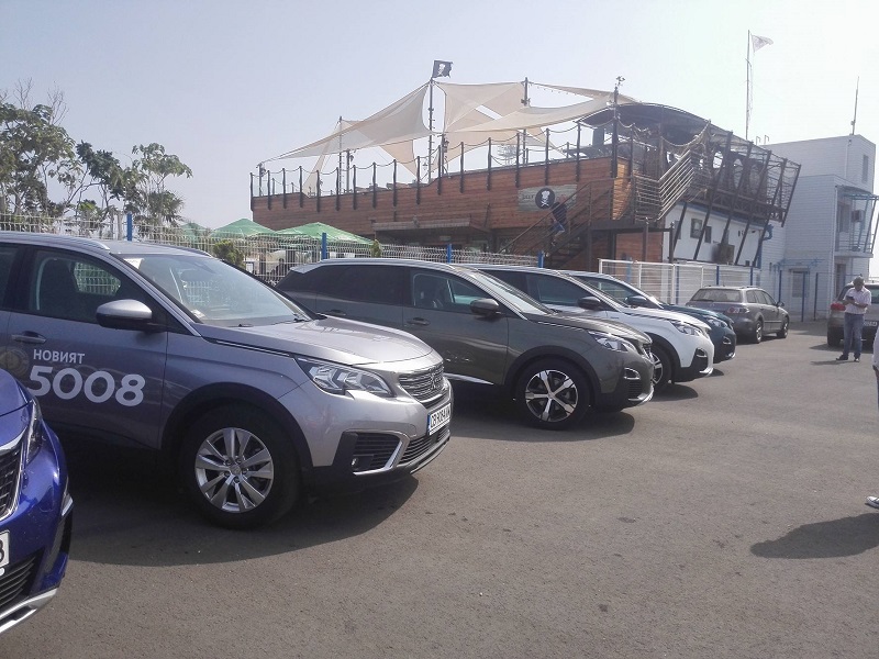 Peugeot SUV „акостира“ на бургаското пристанище
