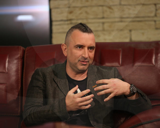 Сценаристът Ивайло Вълчев е първи в листата на „Има такъв народ“ за Бургас 