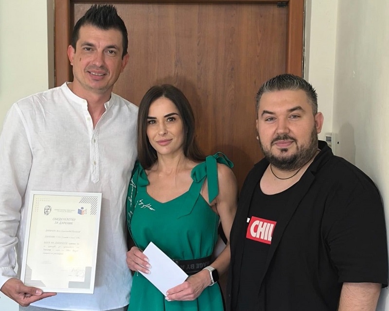 Училището в Банево ще има барелеф на своя патрон Иван Вазов 