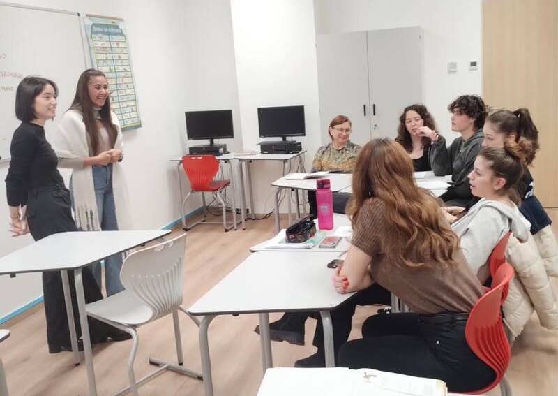 Стажантки от Бургас представиха урок в Будапеща